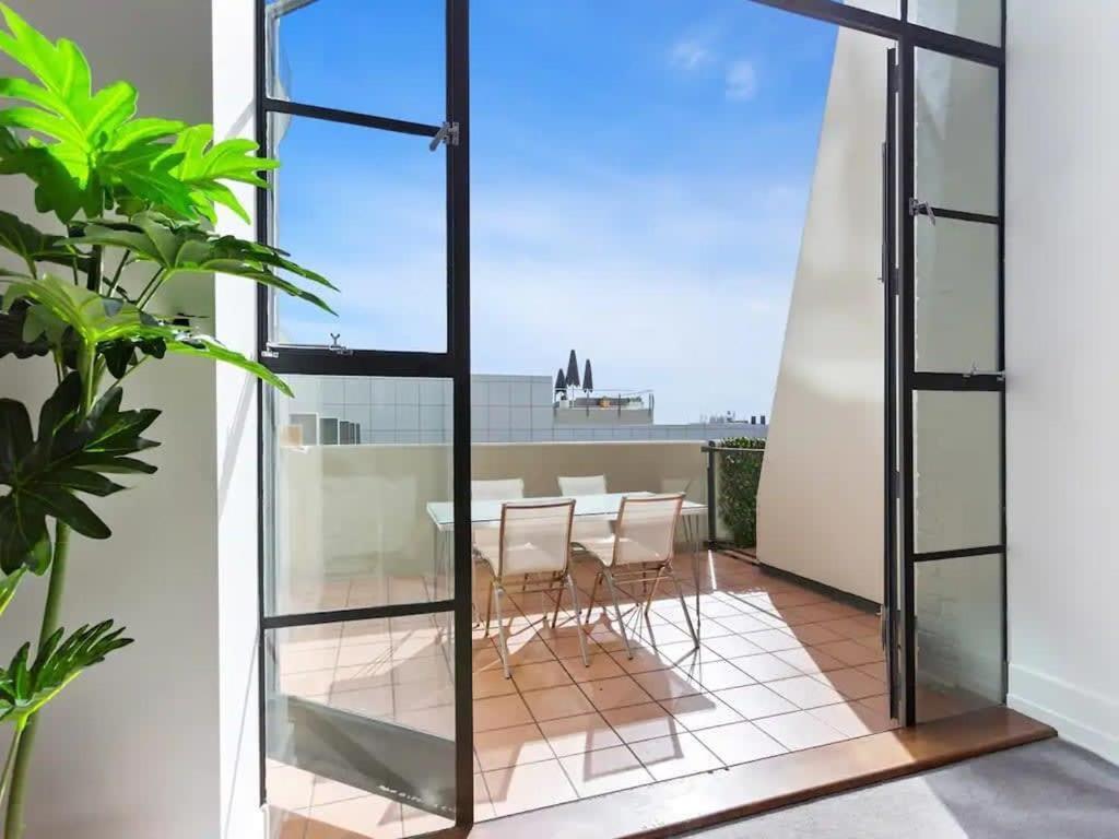 Lovely Bright Apartment With Balcony Pool And Gym Auckland Buitenkant foto